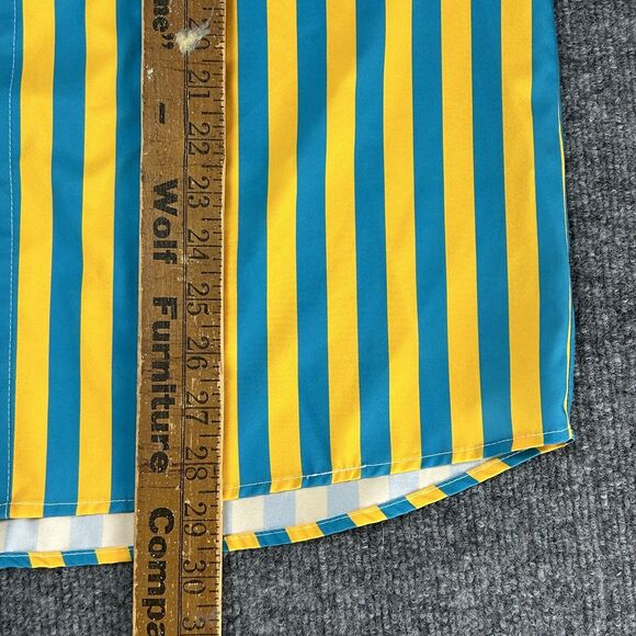 ChArmkp Men's Short Sleeve Polyester Button Up Floral Striped Shirt Size Medium - Picture 5 of 7